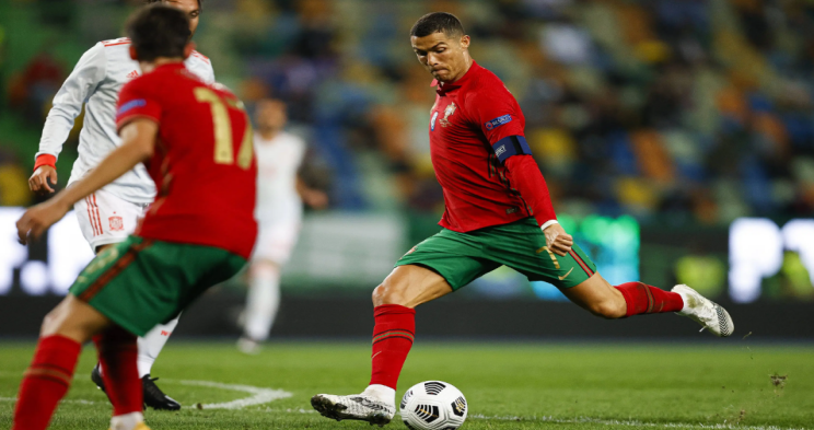 查维斯U19vs莫雷伦斯U19直播_无插件高清查维斯U19vs莫雷伦斯U19直播_高清查维斯U19vs莫雷伦斯U19直播赛事免费看-24直播